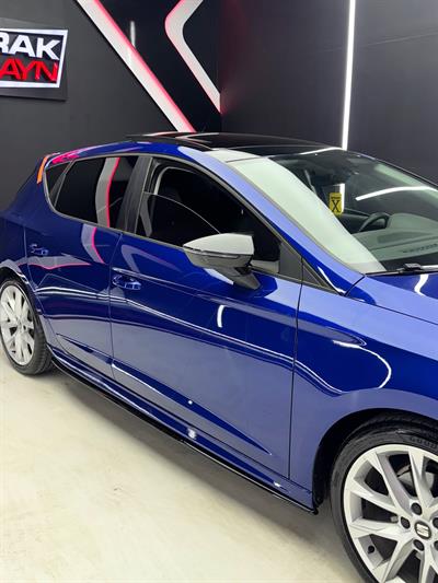 Seat Leon Aero Marşpiyel Uyumlu Siyah Lip