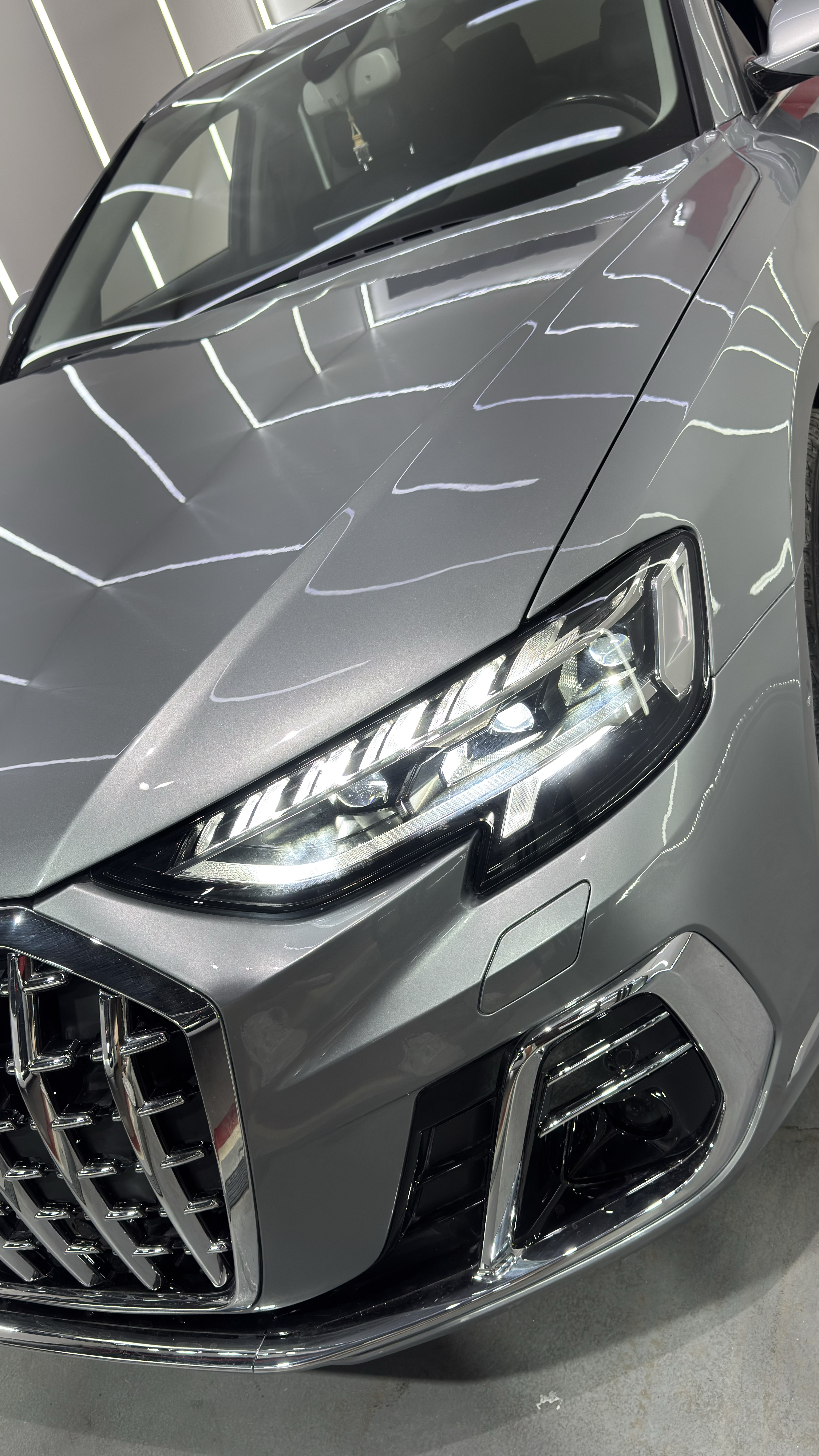 Audi A8 DP5A