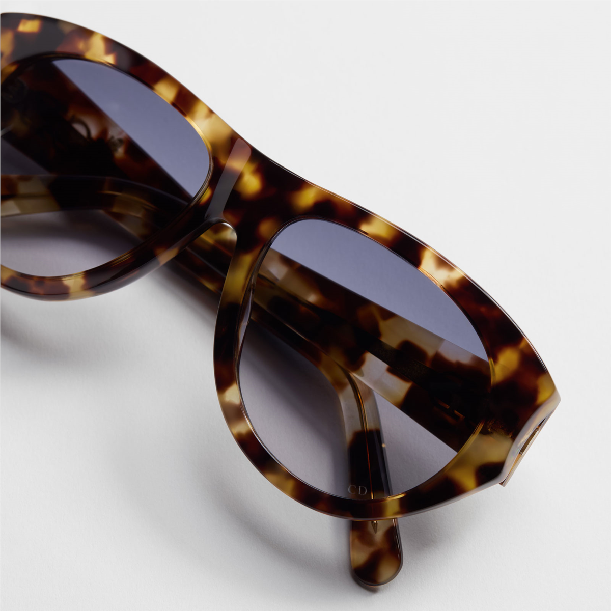 Dior DiorGlow A1I CD 40257I 53B Kadın Güneş Gözlüğü