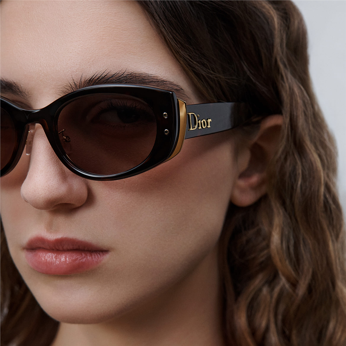 Dior New Dior B1U CD 40271U 52E Kadın Güneş Gözlüğü