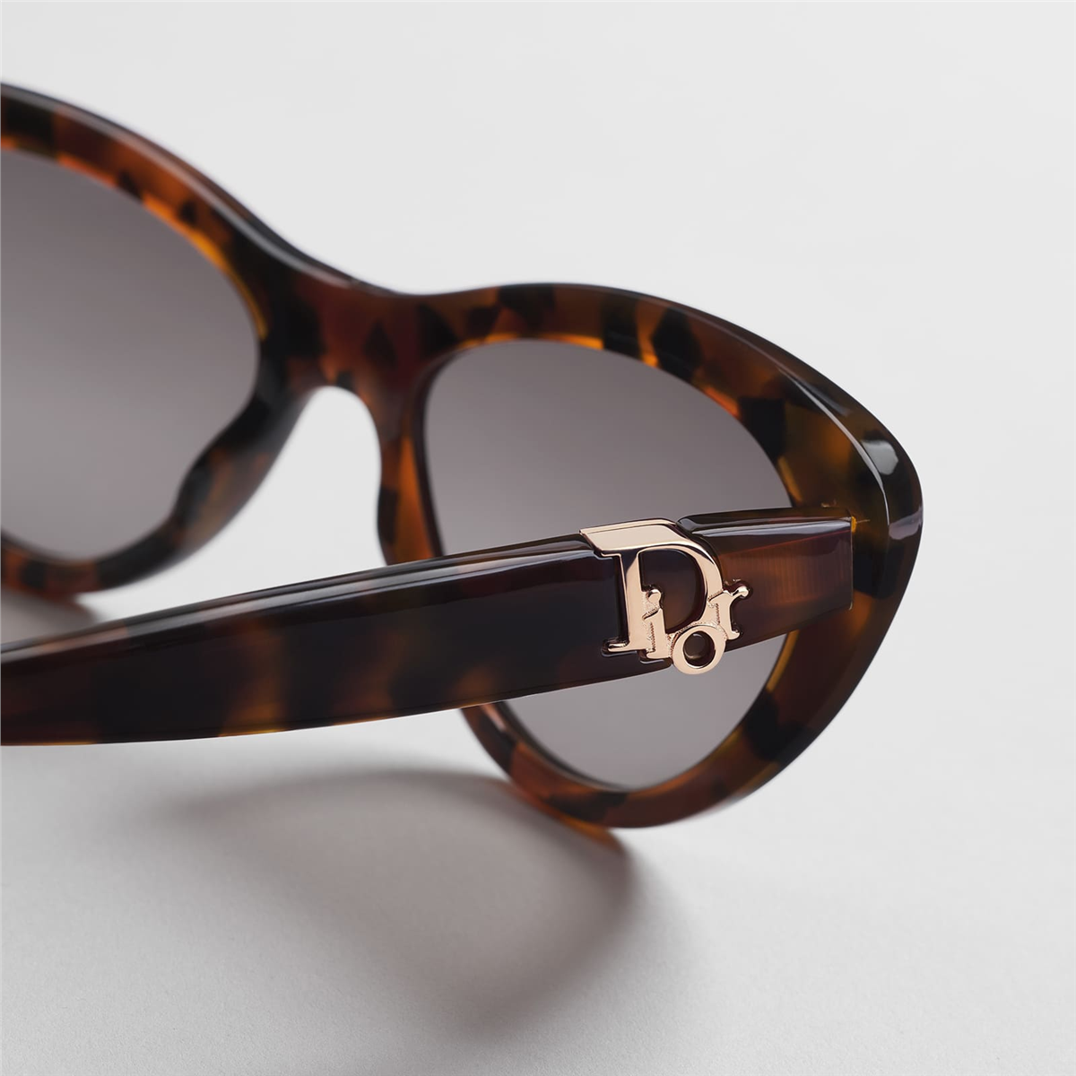 Dior Oblique B2I CD 40286I 56F Kadın Güneş Gözlüğü
