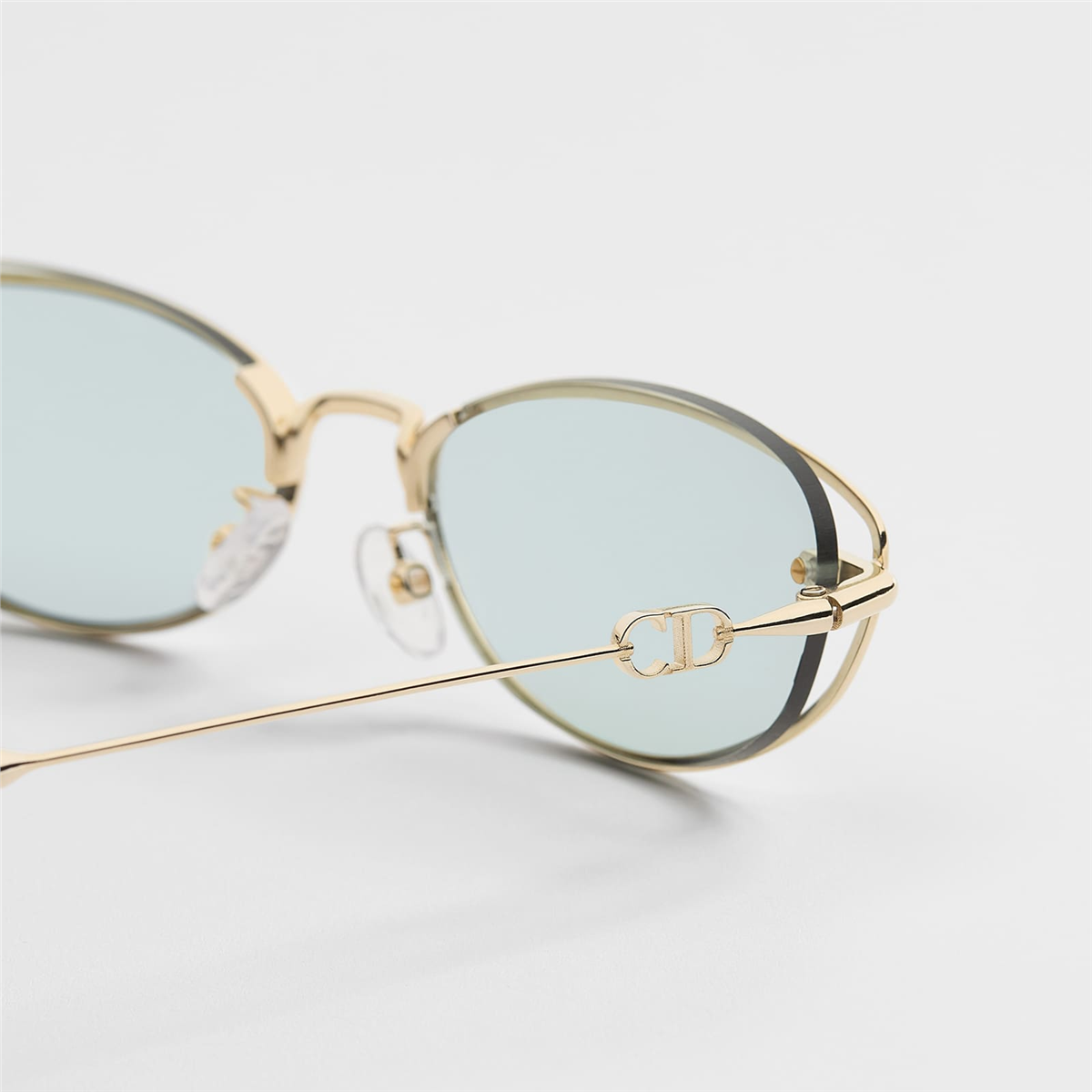 Dior Petit B1U CD 40261U 10V Kadın Güneş Gözlüğü