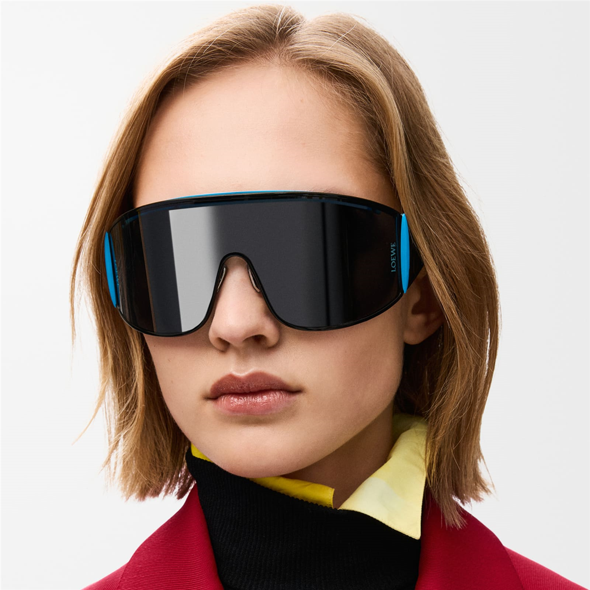 Loewe Signature Speed Mask LW 40202U 05A Kadın Güneş Gözlüğü