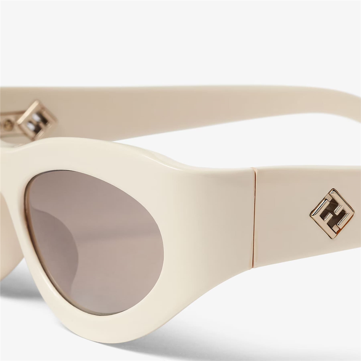 Fendi FF Diamonds FE 40177U 25G