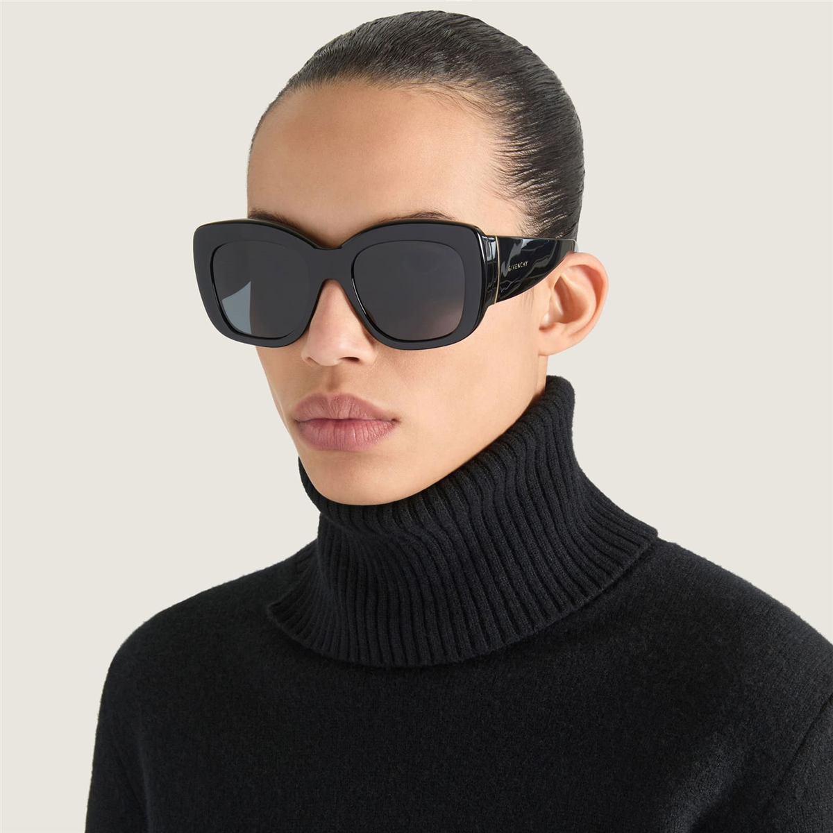Givenchy Bold GV 40127I 01A Kadın Güneş Gözlüğü