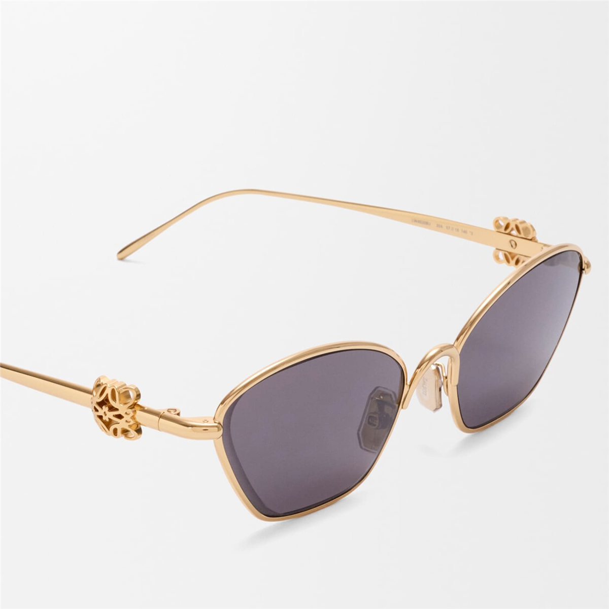 Loewe Anagram LW 40209U 30A Kadın Güneş Gözlüğü