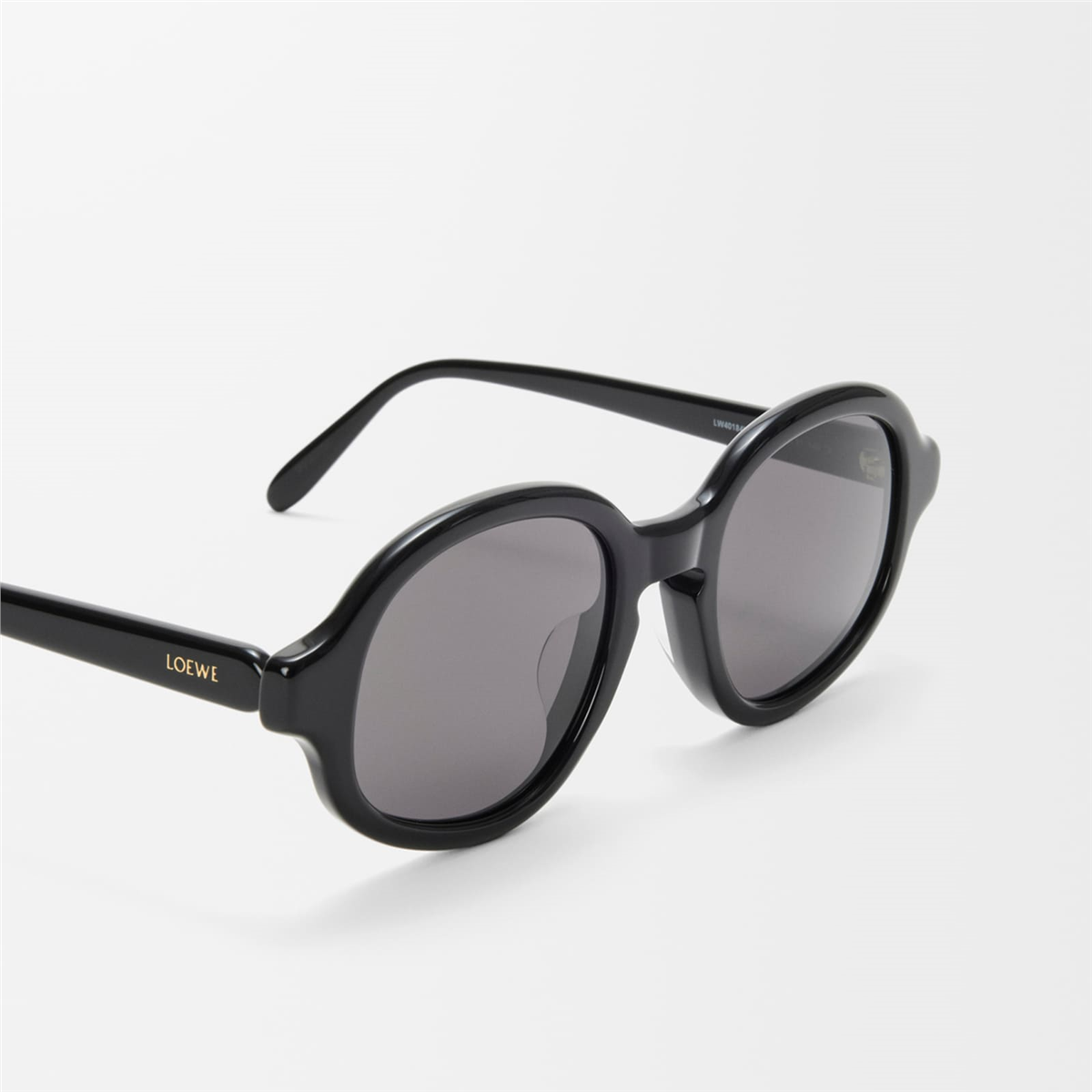 Loewe Delta Slim LW 40184U 01A Kadın Güneş Gözlüğü