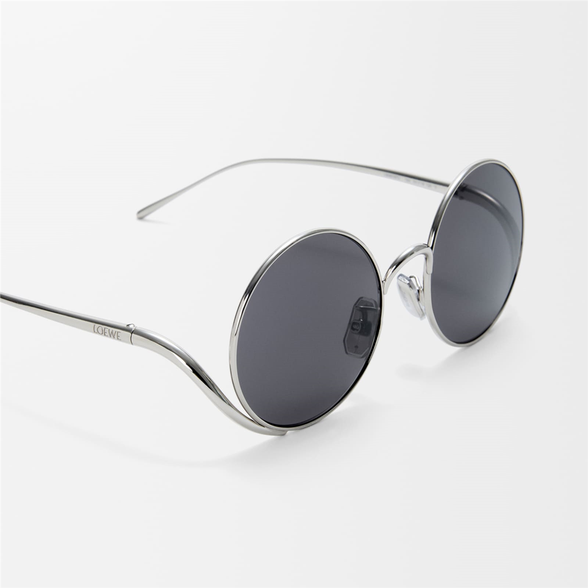 Loewe Island LW 40187U 16A Kadın Güneş Gözlüğü