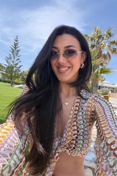 ÇOK RENKLİ BEACHWEAR TAKIM 