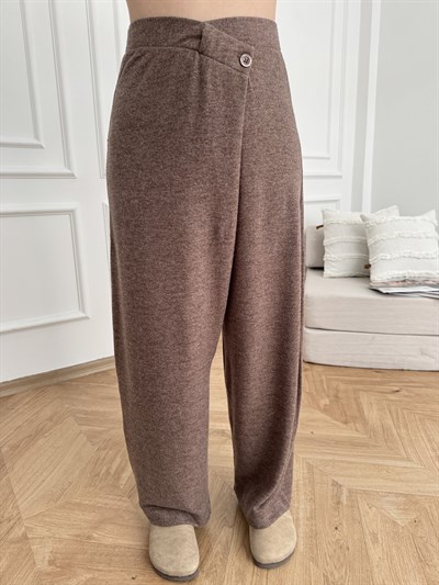 Asimetrik Düğmeli Pantolon Kahve melanj