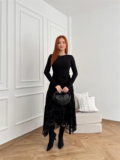 Asimetrik Etek Siyah