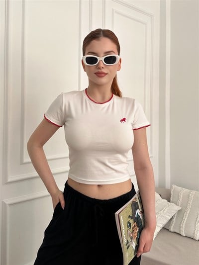 At Nakışlı T-shirt Ekru-kırmızı