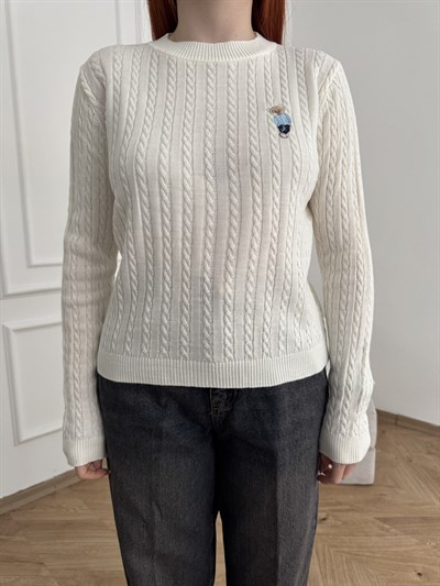 Ayıcık Nakışlı Saç Örgü Triko Ekru