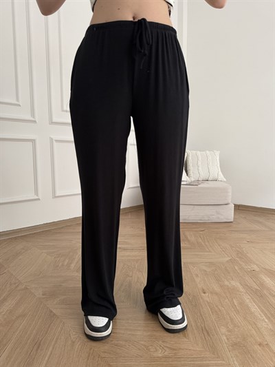 Beli İpli Lastikli Relax Fit Pantolon Siyah