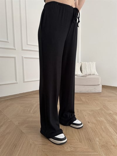 Beli İpli Lastikli Relax Fit Pantolon Siyah