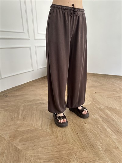 Beli İpli Paça Lastikli Rahat Pantolon Kahve