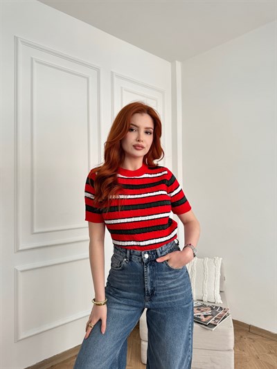 Bisiklet Yaka 3 Renk Çizgili Kısa Kol Triko Kırmızı