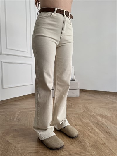 Boru Paça Kemerli Pantolon Bej