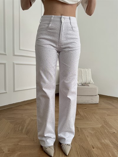 Boru Paça Önü Taşlı Jean Beyaz