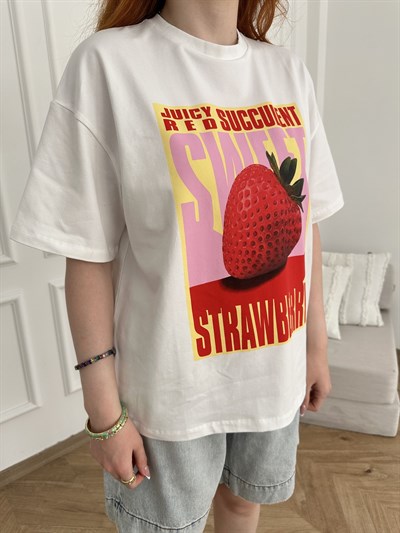 Çilek Baskılı T-shirt Ekru