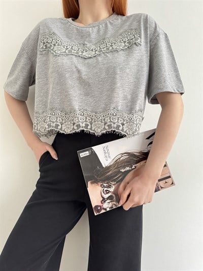 Dantel Detay Kısa Kol T-shirt Gri