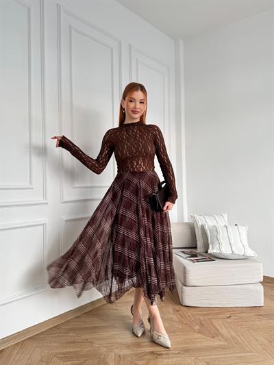 Ekose Desenli Asimetrik Etek Kahve