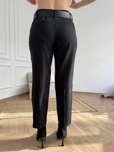 Geniş Kemerli Slim Pantolon Siyah