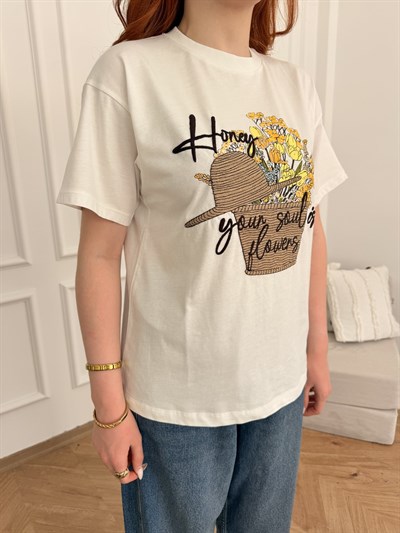 Honey Şapka Nakışlı T-shirt Ekru