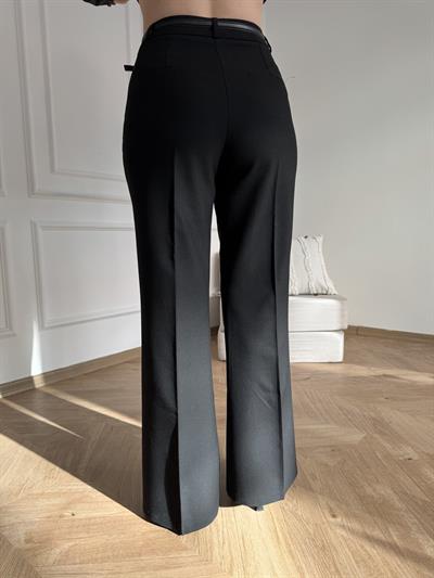 İnce Kemerli İspanyol Paça Pantolon Siyah