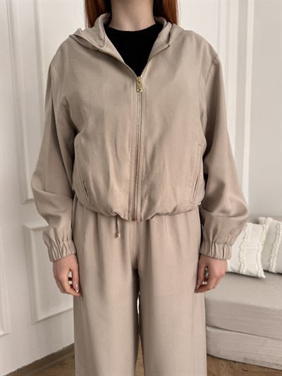 Kapüşonlu Hafif Mont Taş