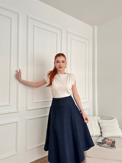 Kayık Yaka Dökümlü Triko Ekru