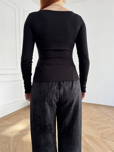 Kayık Yaka Uzun Kol Penye Badi Siyah
