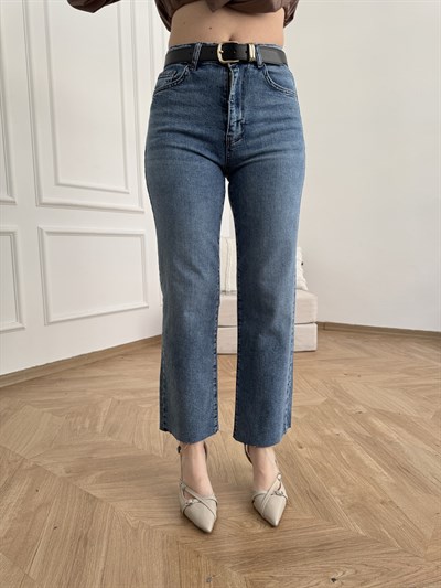 Kesik Paça Kemerli Straight Pantolon Mavi
