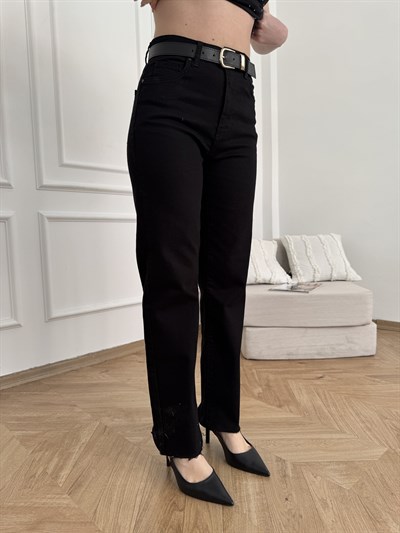 Kesik Paça Kemerli Straight Pantolon Siyah