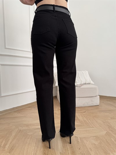 Kesik Paça Kemerli Straight Pantolon Siyah