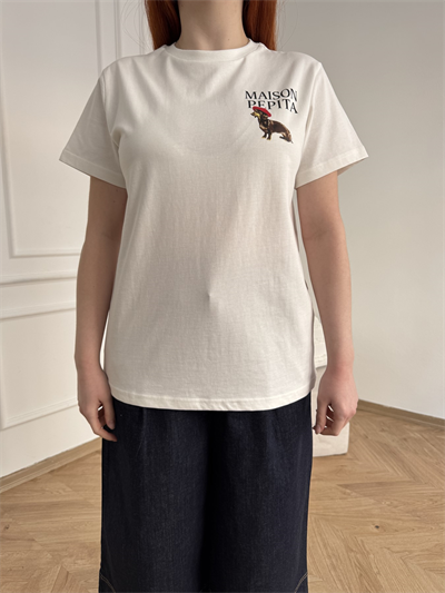 Kırmızı Şapkalı Köpek Baskılı Tshirt Ekru