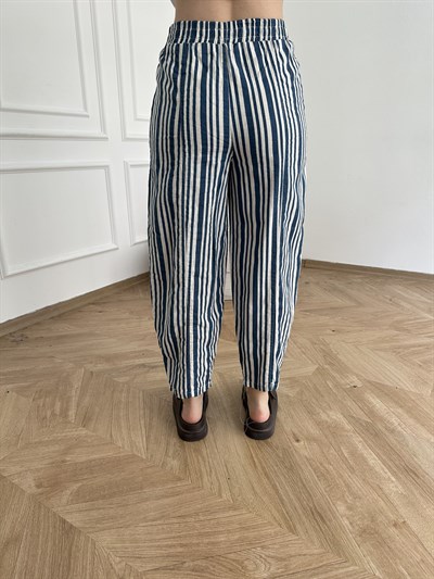Önü Dikişli Çizgili Relax Pantolon Laci-ekru