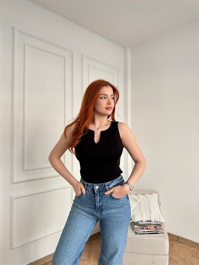 Önü Fermuarlı Bluz Siyah