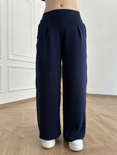 Önü Pileli Bol Pantolon Lacivert