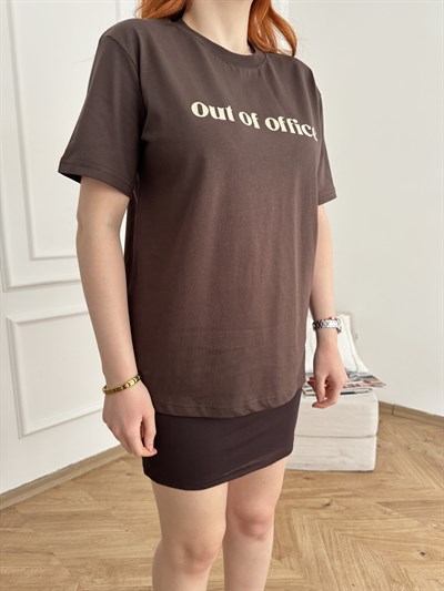 Out Of Ofiice Baskı T-shirt Kahve