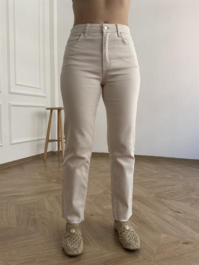 Paçası Kesik Likralı Jean Pantolon Vanilya