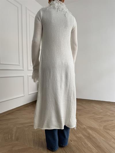 Püsküllü Uzun Hırka Ekru