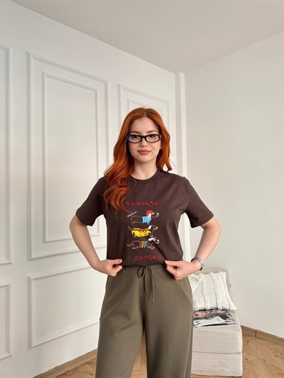 Sausage Market T-shirt Kahve