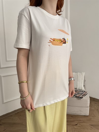 Summer Vibes Hot Dog Baskılı Tişört Ekru