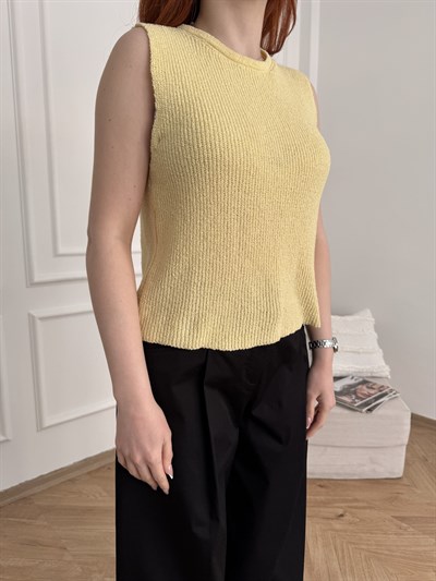 Triko Süveter Sarı