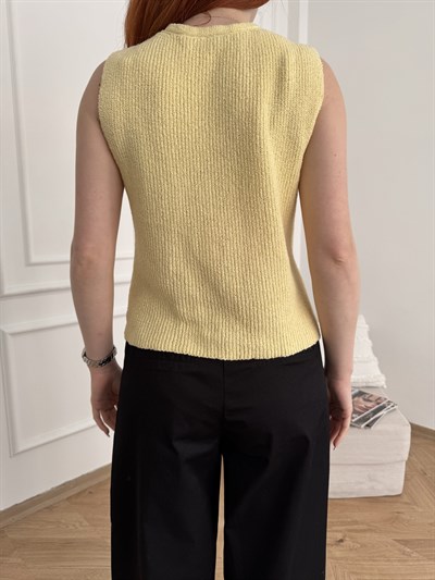 Triko Süveter Sarı