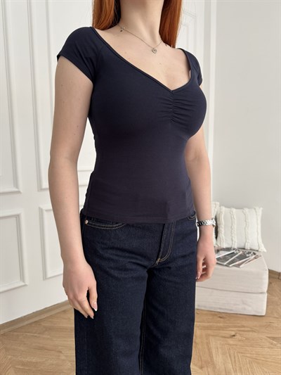 V Yaka Büzgülü T-shirt Lacivert