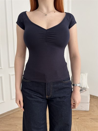 V Yaka Büzgülü T-shirt Lacivert