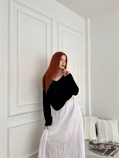 V Yaka Dökümlü Hafif Triko Siyah