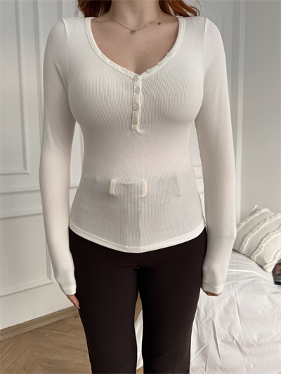 V Yaka Düğmeli Body Ekru